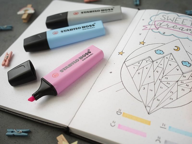 Download free bootstrap 4 landing page, free boootstrap 4 templates, Download free bootstrap 4.1 landing page, free boootstrap 4.1.1 templates, Pigga Landing page